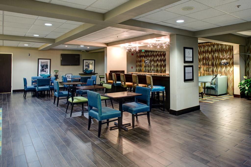 Hampton Inn Birmingham/فولتوندال المظهر الخارجي الصورة