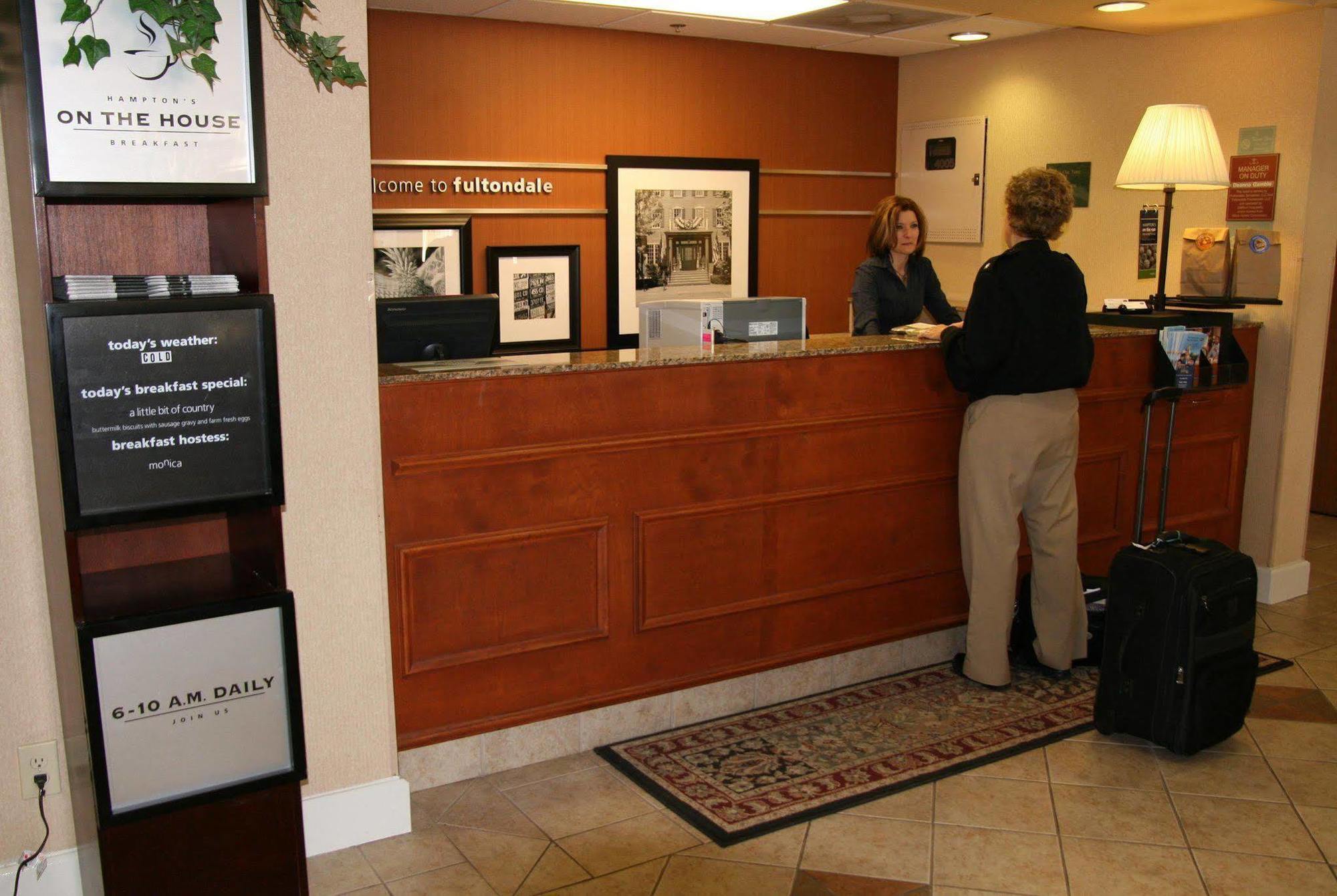 Hampton Inn Birmingham/فولتوندال المظهر الداخلي الصورة