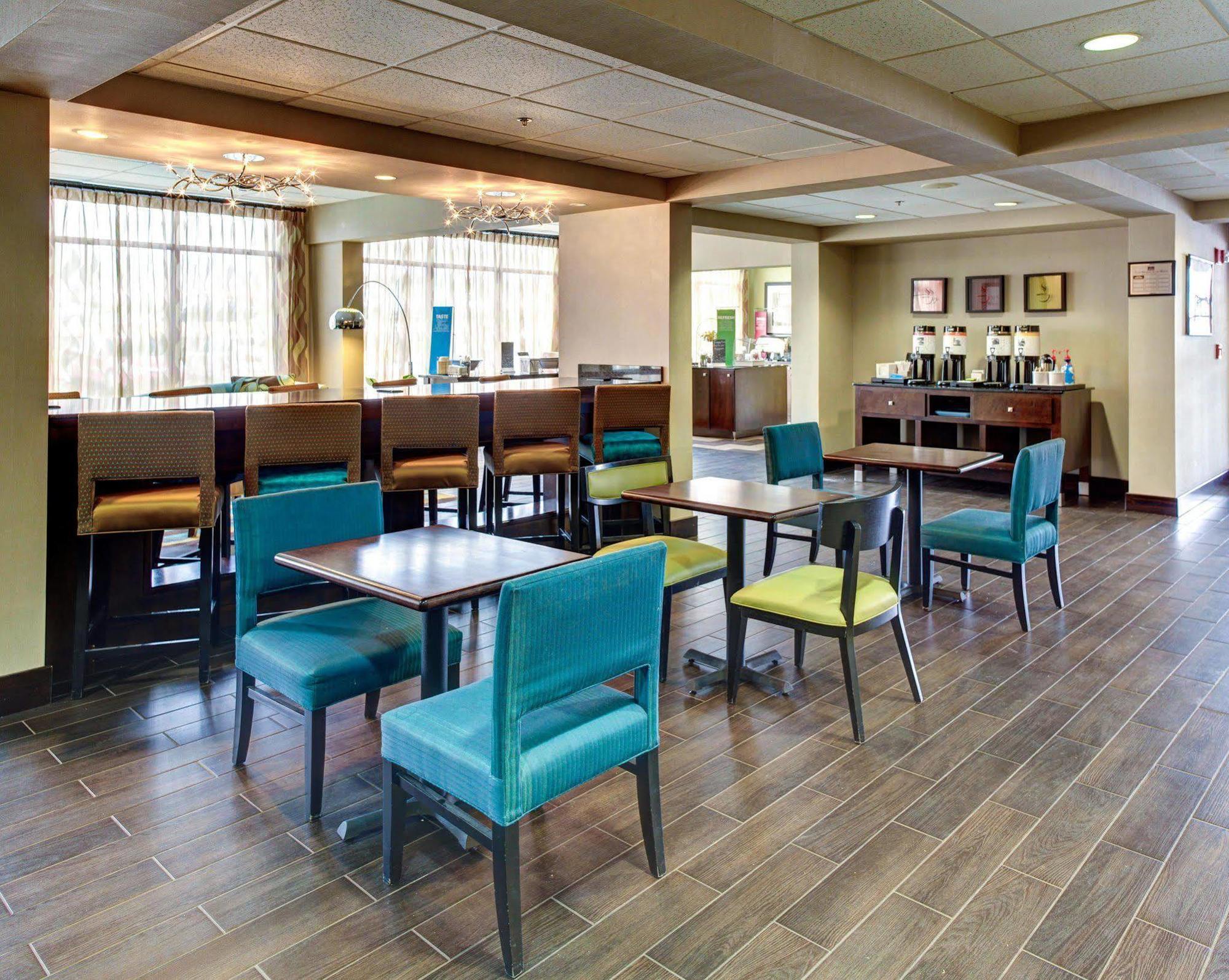 Hampton Inn Birmingham/فولتوندال المظهر الخارجي الصورة