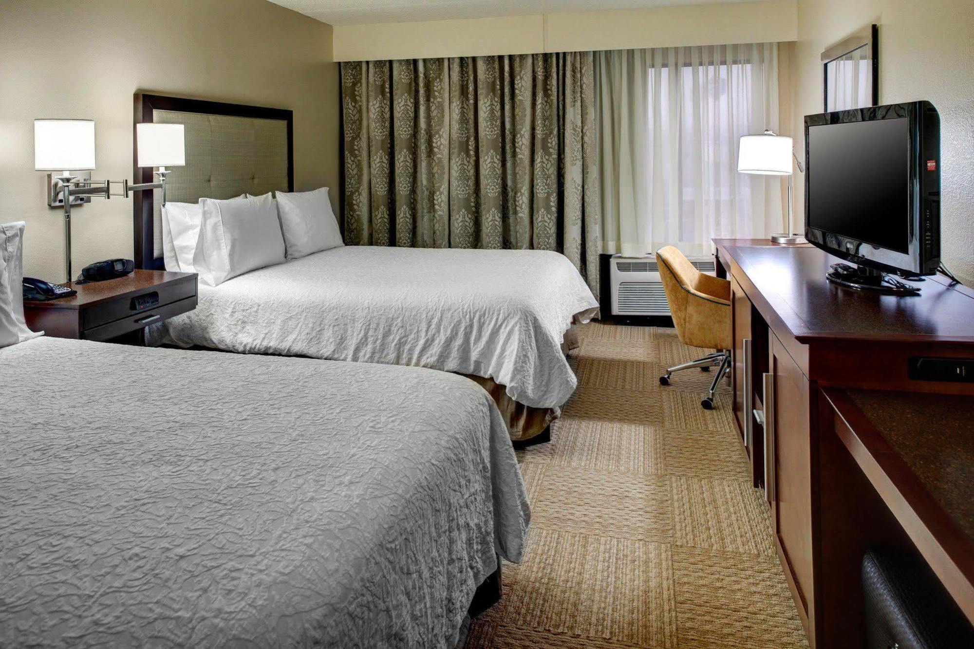 Hampton Inn Birmingham/فولتوندال المظهر الخارجي الصورة