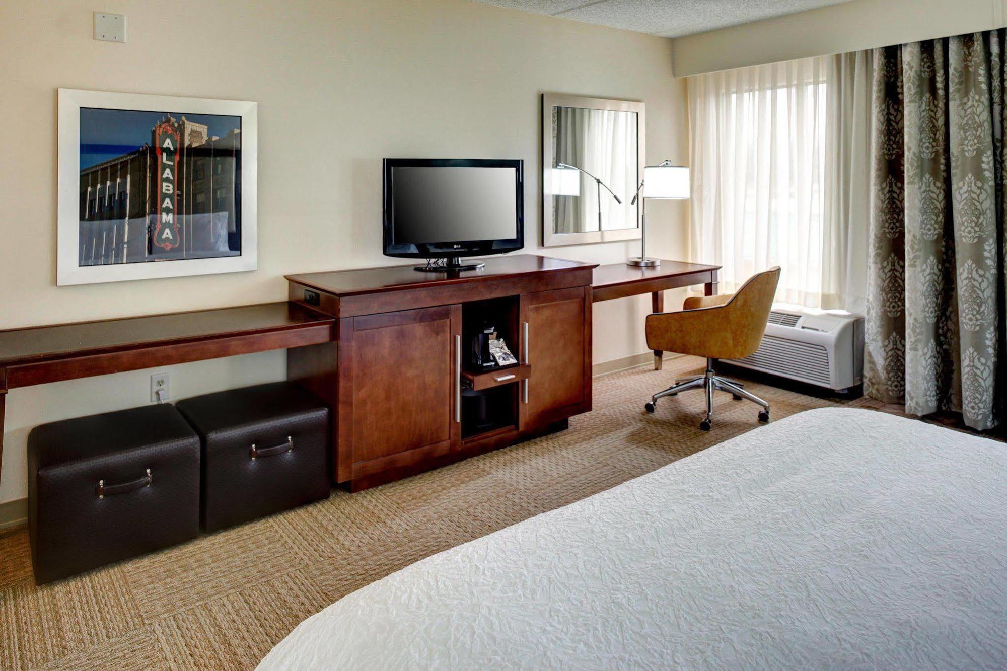 Hampton Inn Birmingham/فولتوندال المظهر الخارجي الصورة